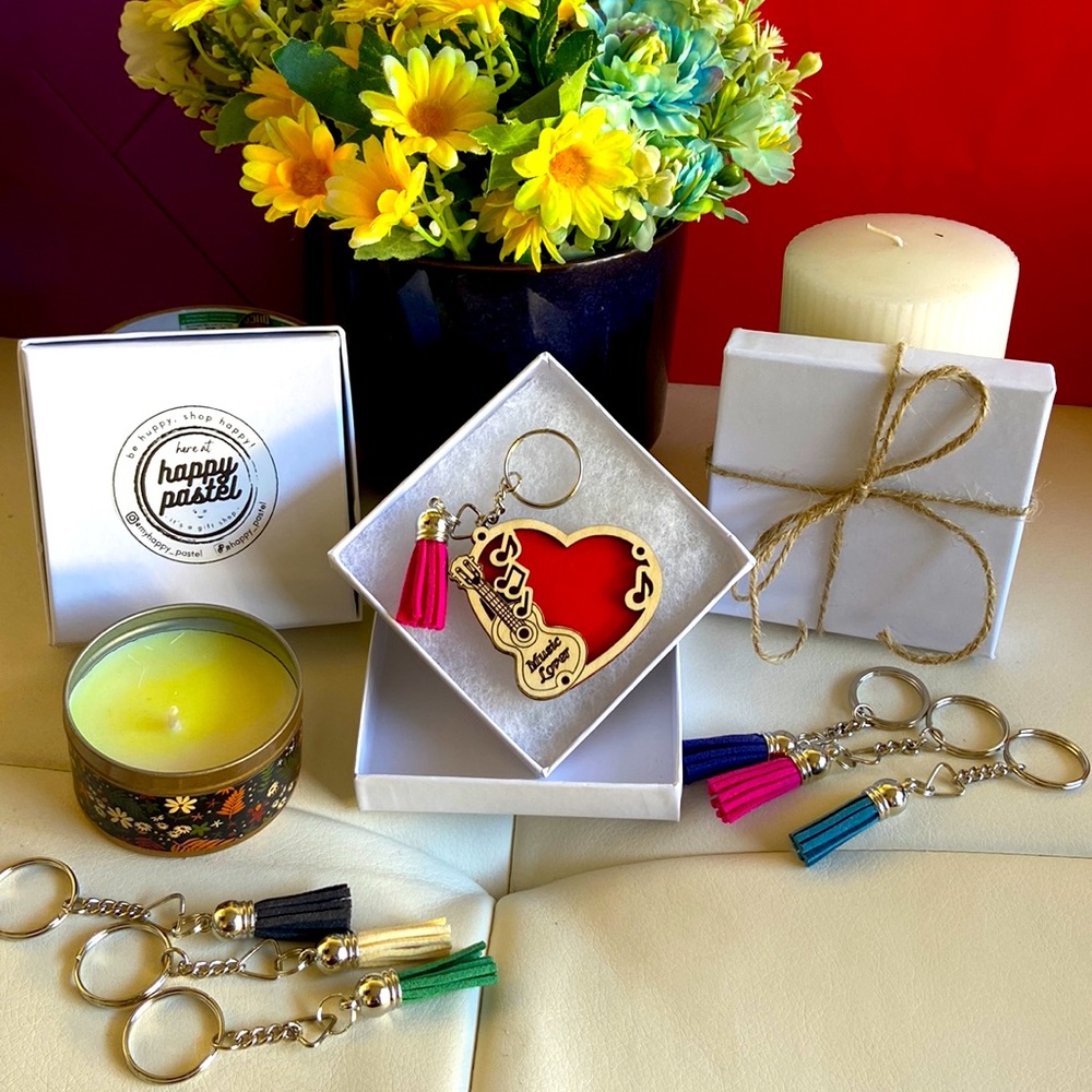3D Keychain with Tassel / Fridge Magnet 
Wooden Heart with Guitar in Red